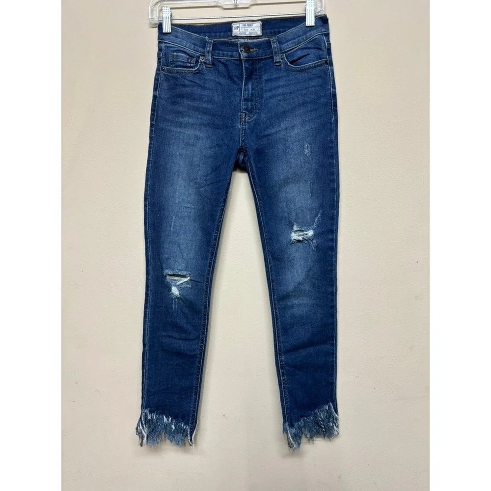 Free People Distressed‎ Skinny Jeans Size 25 Raw Hem Ankle Denim Blue